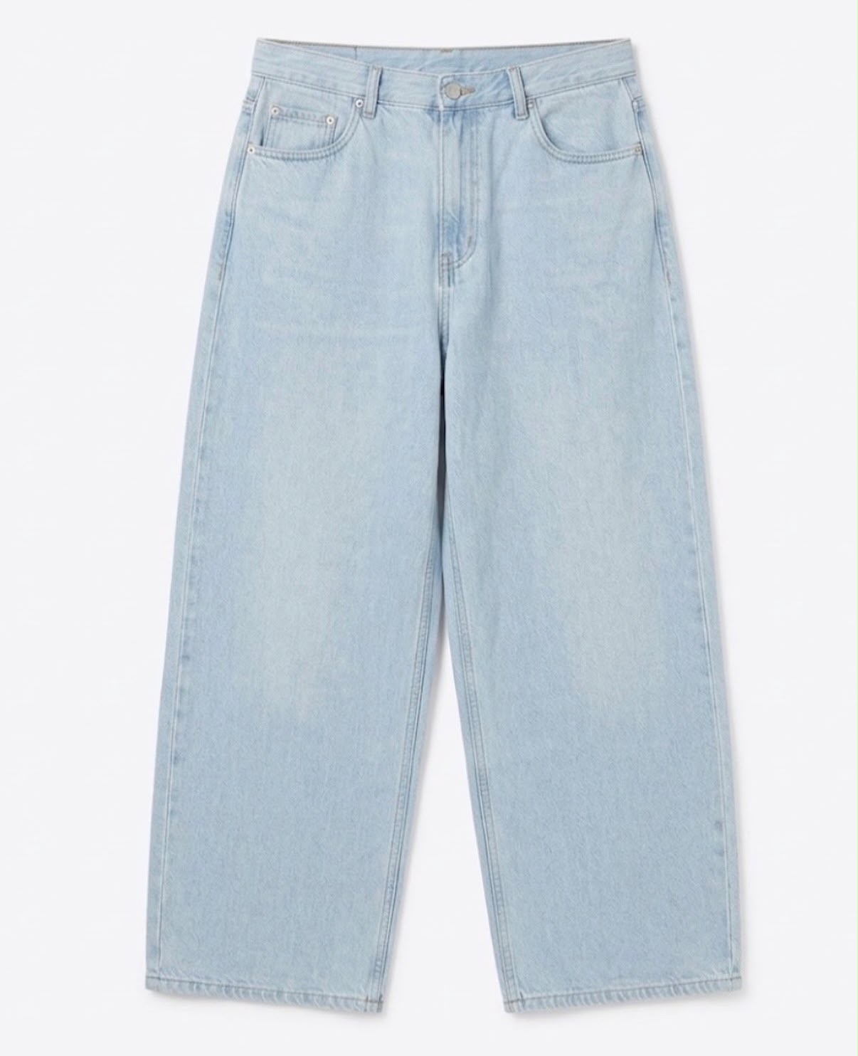 Classic Light Wash Jeans